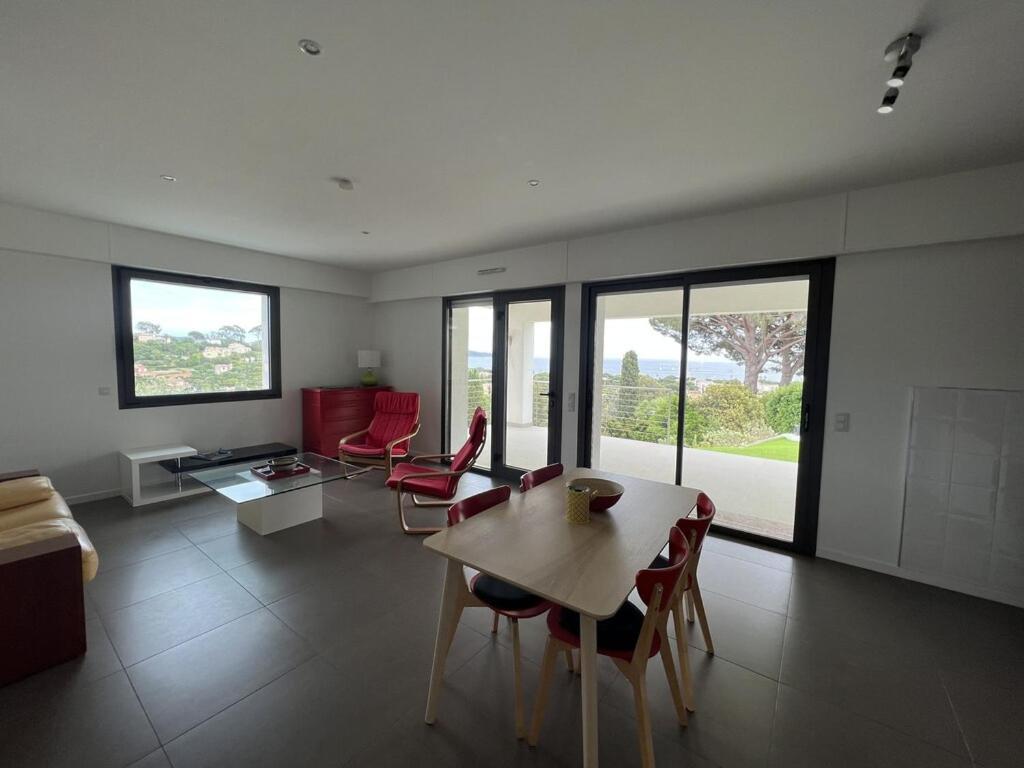 Rdc De Villa Avec Piscine Cavalaire-sur-Mer Exteriér fotografie