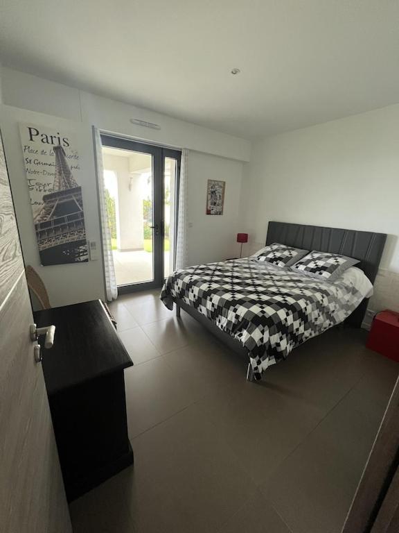 Rdc De Villa Avec Piscine Cavalaire-sur-Mer Exteriér fotografie